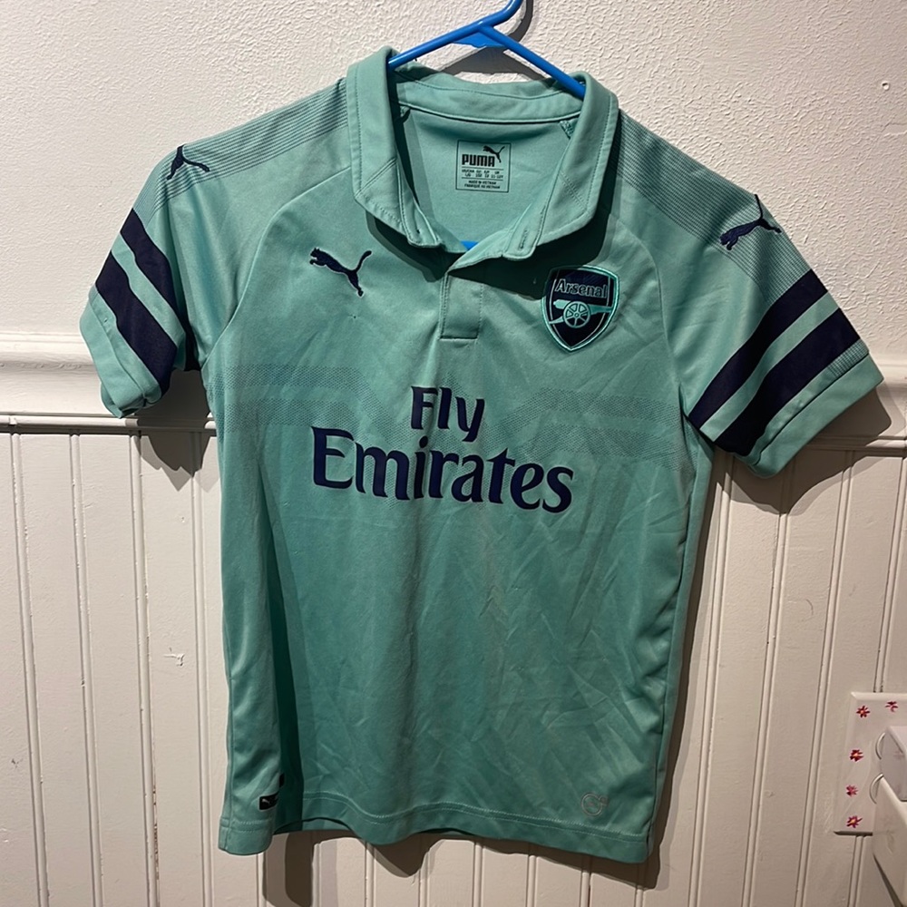 Boys Large Arsenal Jersey